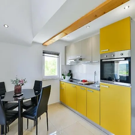 Villa In With Swimming Pool Stankovci (Zadar)