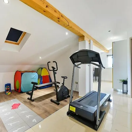 Villa In With Swimming Pool