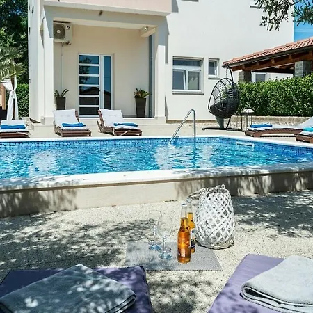 In With Swimming Pool Stankovci (Zadar)